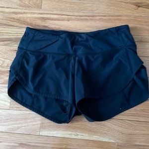 Lululemon low rise running shorts